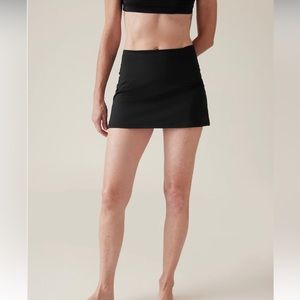 Athleta. Tidal Skirt. Black. Size:XL